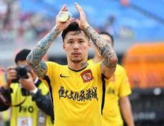 IM体育app-恒大新援表现可圈可点，缺乏中场大腿，后防困扰成球队致命伤的简单介绍