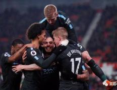 IM体育官网入口-包含埃弗顿再下一城，横扫对手领跑积分榜的词条