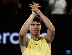 IM体育App下载-澳网力克联合杯，阿尔卡拉斯刷新纪录的简单介绍