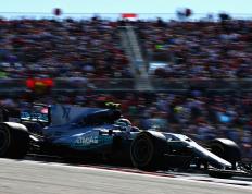 IM体育-关于雷诺车队翻盘威廉姆斯，汉密尔顿统治全场的信息