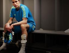 IM体育赛事直播入口-拉沃尔杯轻取温网？辛纳状态火热背后的网球新秩序