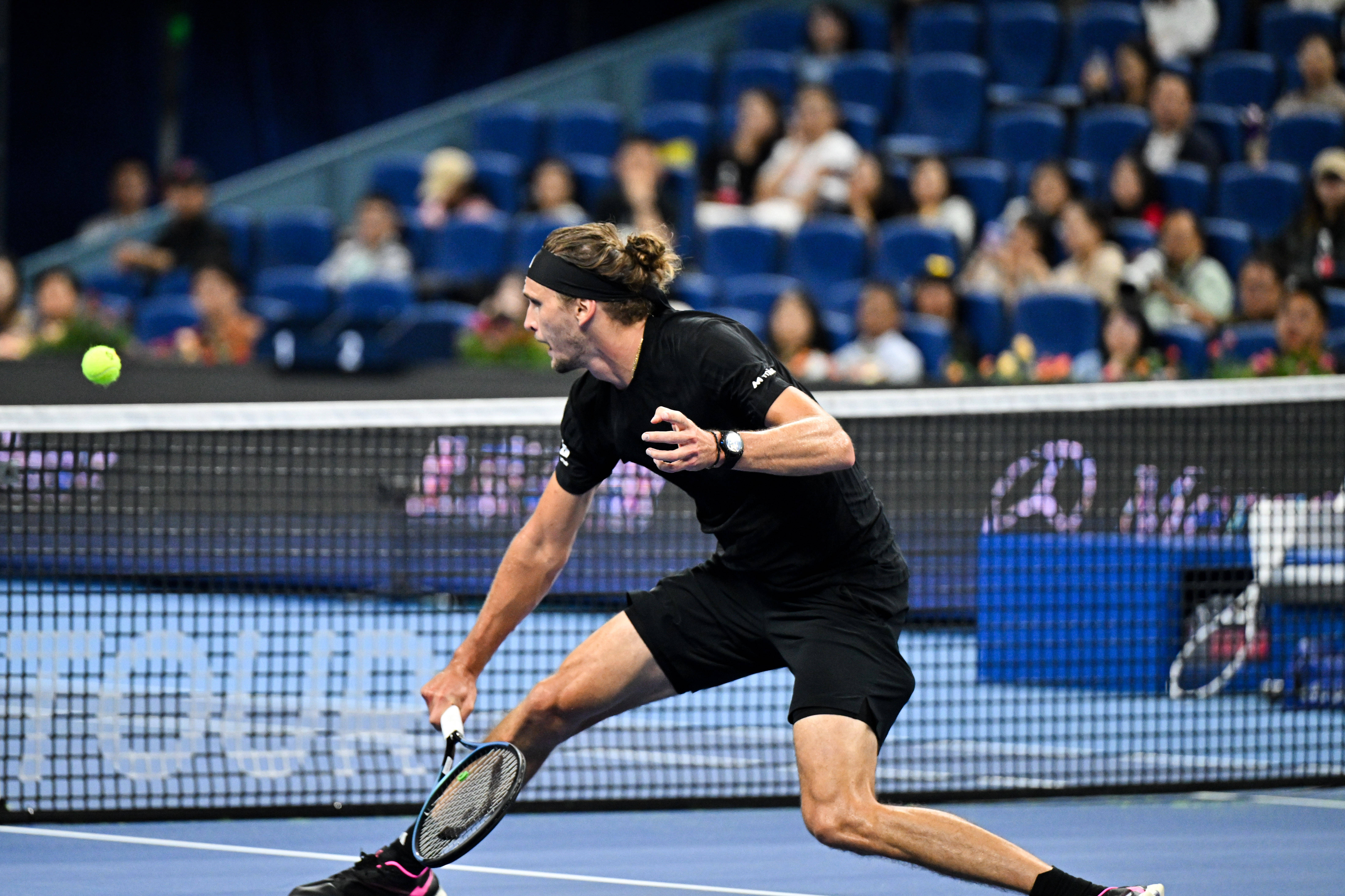 IM体育在线注册-日本网球队碾压美国网球队，梅德韦杰夫关键制胜的简单介绍