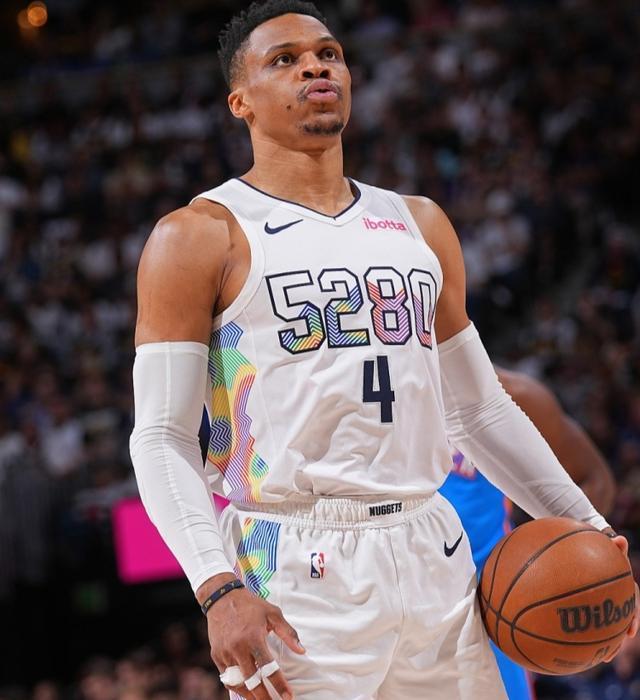 IM体育官方网-关键时刻出手致胜,威少成球队救世主的简单介绍