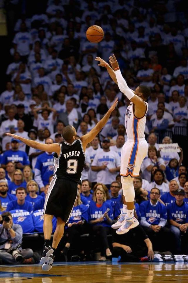 IM体育官网-关于火箭主帅扎卡里亚斯：韦少是我们的灵魂，团队领袖的信息