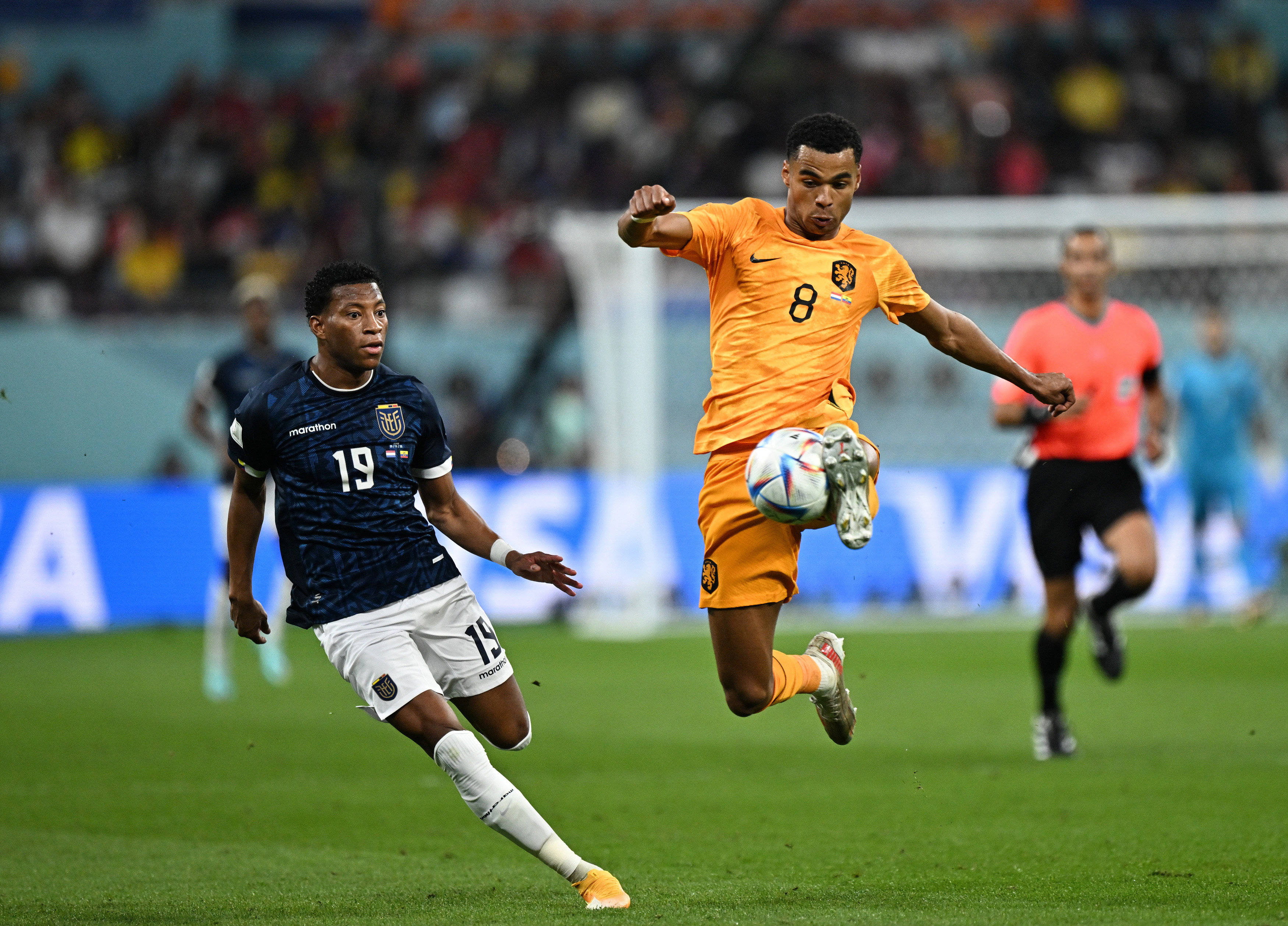 IM体育平台-欧洲足球超级联赛赛场上掀起一场风暴