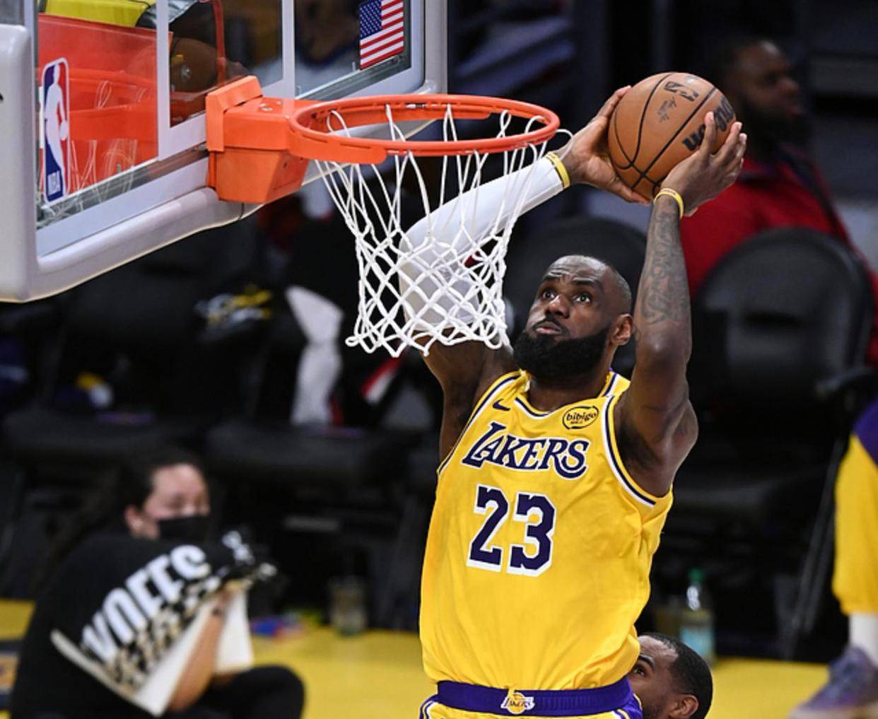 IM体育网页版登录入口-猛龙终场前命中致胜球逆转湖人