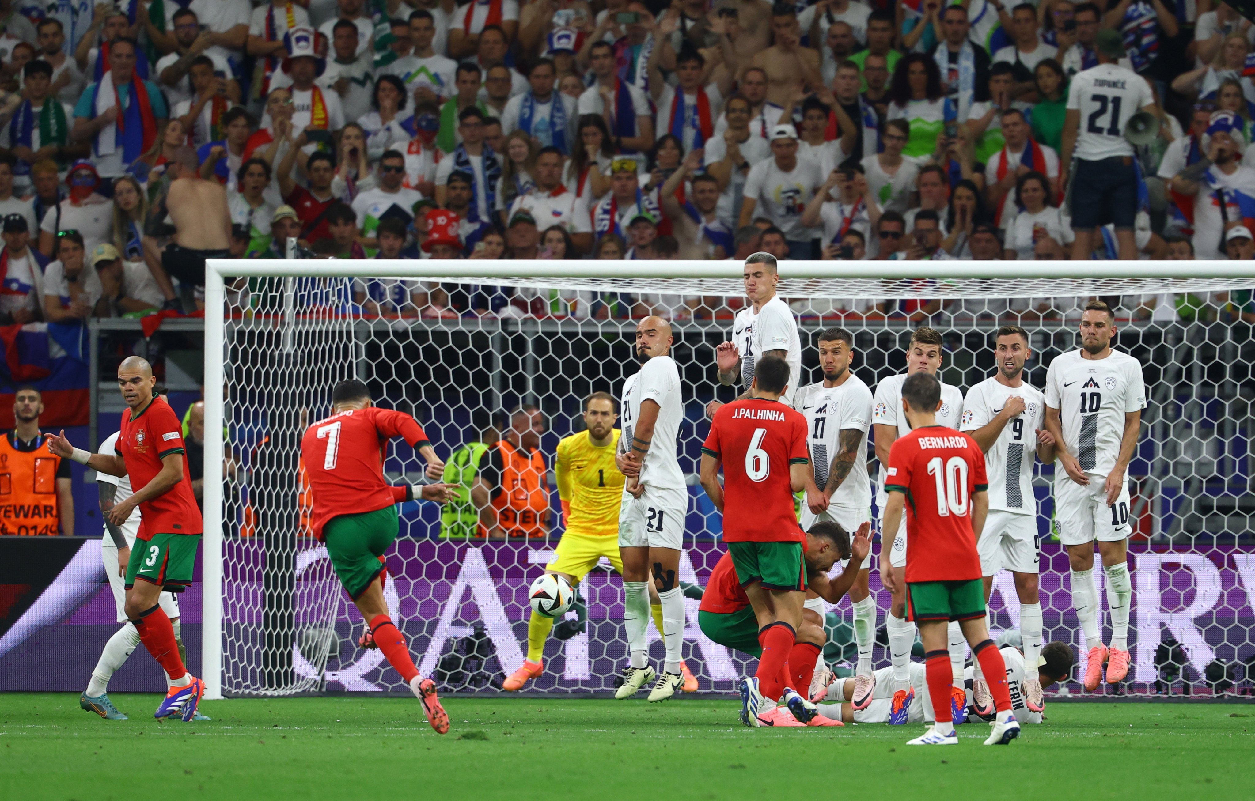 IM体育下载-关于法罗群岛队在比赛中表现抢眼的信息