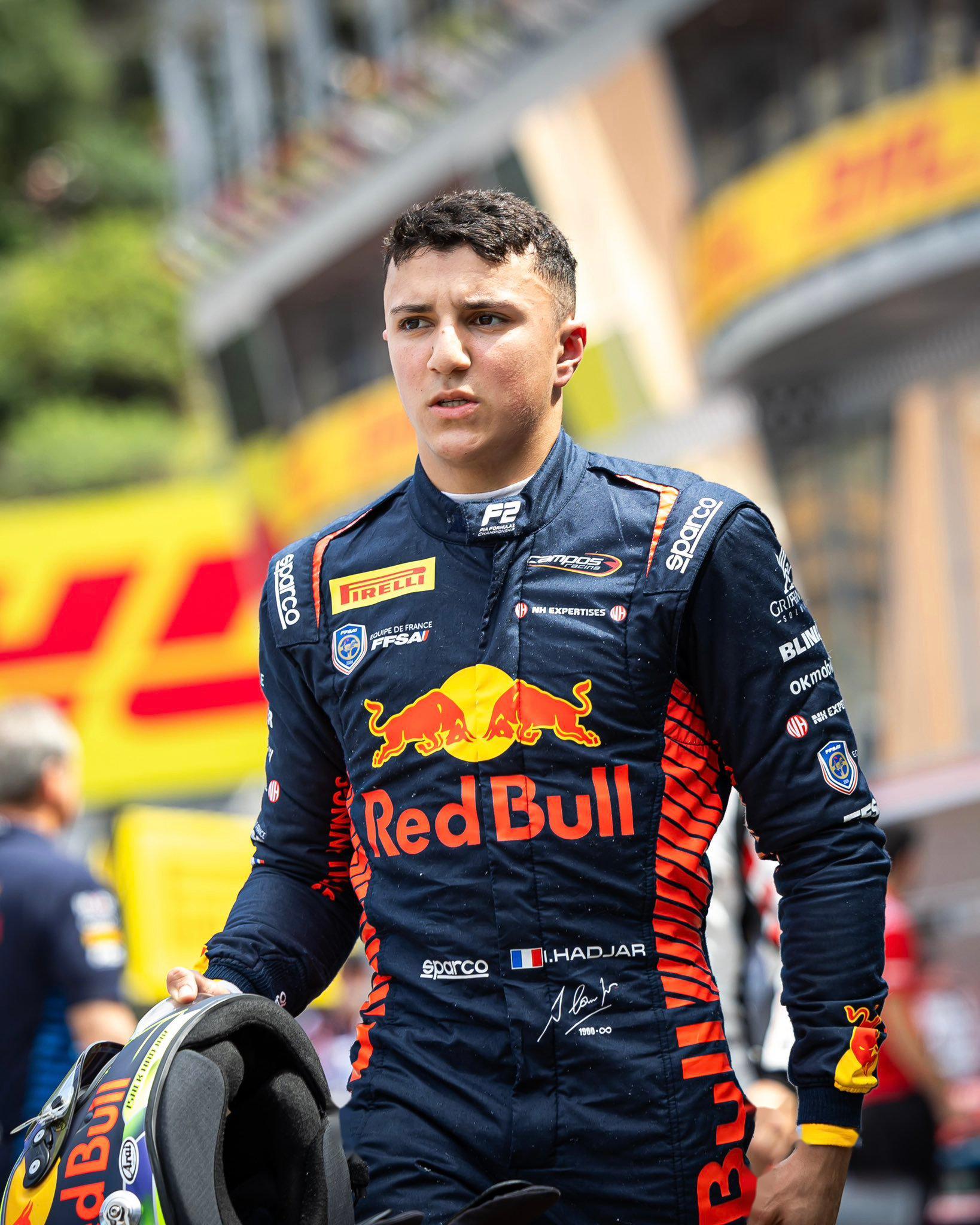 IM体育官网-迈凯伦逆转红牛二队,佩雷兹关键制胜的简单介绍